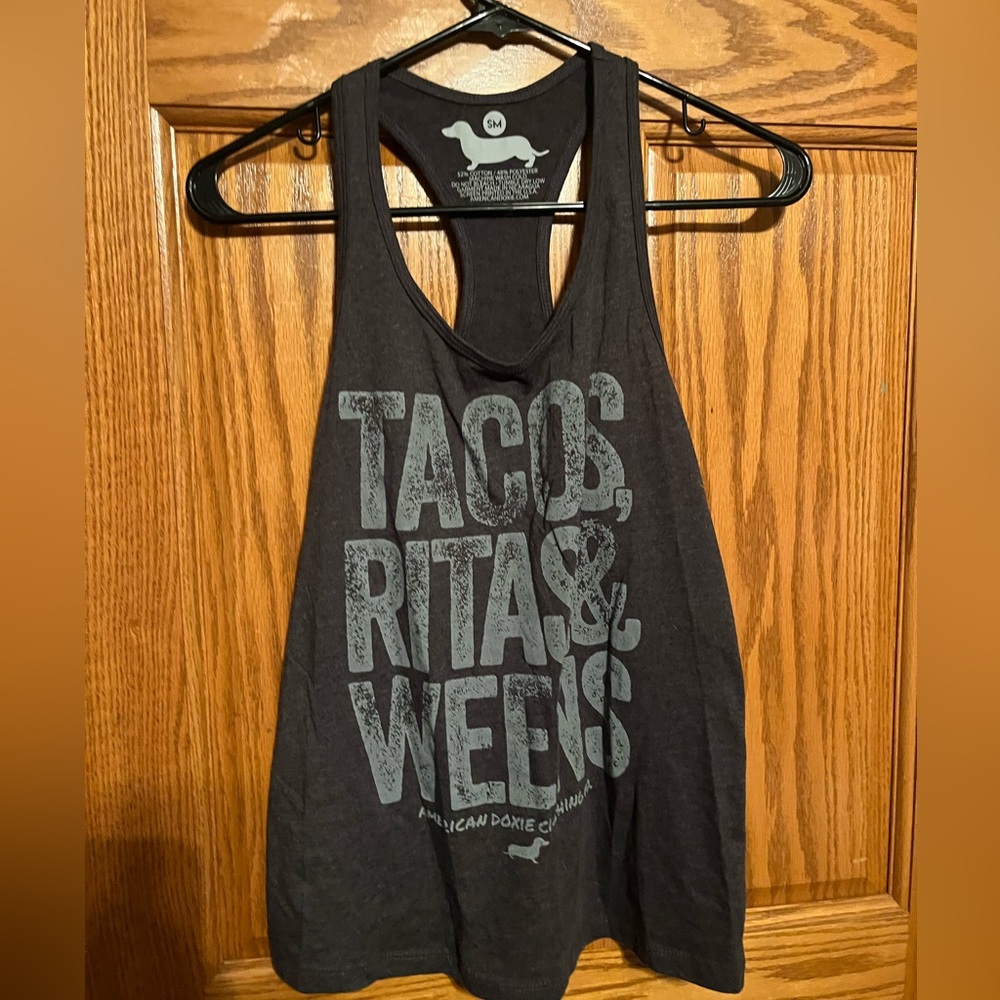 New American Doxie women’s tank small